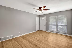 1422 Flamingo Ln, Garland, TX 75042 - Photo 4