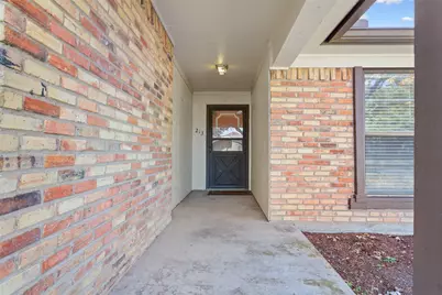 213 Bowie Lane, Hewitt, TX 76643 - Photo 4