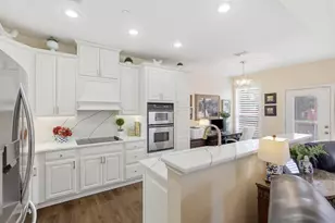 9825 Spire Ln, Plano, TX 75025 - Photo 8