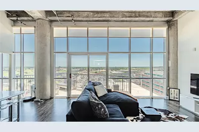 1001 Belleview Street #1002, Dallas, TX 75215 - Photo 2