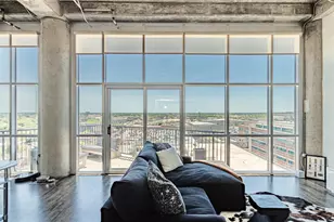 1001 Belleview St, Dallas, TX 75215 - Photo 2