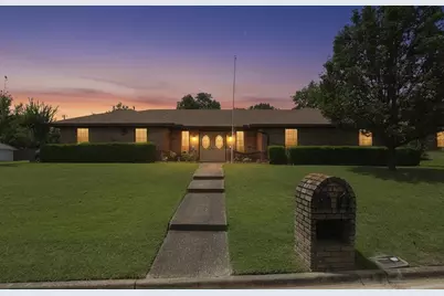 131 Patricia Drive, Hewitt, TX 76643 - Photo 1