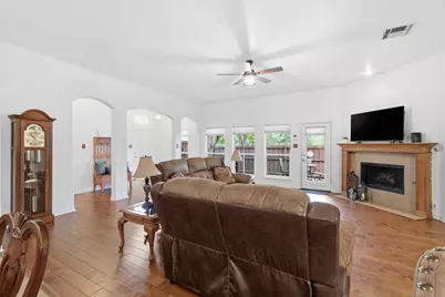 7764 Lancaster, Frisco, TX 75035 - Photo 4