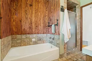 2616 Ashley Dr, Garland, TX 75041 - Photo 20