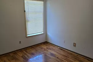 200 S Williams St, Fort Worth, TX 76104 - Photo 10