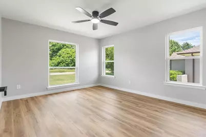 706 W Five Mile Parkway, Dallas, TX 75224 - Photo 22