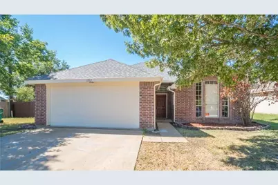 1512 Manitoba Lane, Glenn Heights, TX 75154 - Photo 1