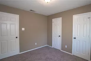 1512 Manitoba Ln, Glenn Heights, TX 75154 - Photo 16