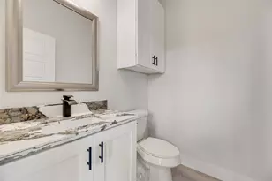 2326 Fairfax Dr, Irving, TX 75060 - Photo 12