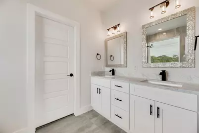 2326 Fairfax Drive, Irving, TX 75060 - Photo 24