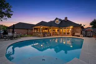 2505 Inverrary Dr, Ennis, TX 75119 - Photo 2
