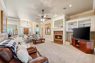 2505 Inverrary Dr, Ennis, TX 75119 - Photo 10