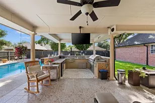 2505 Inverrary Dr, Ennis, TX 75119 - Photo 4