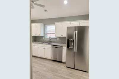 2806 Laurel Oaks Drive, Garland, TX 75044 - Photo 10