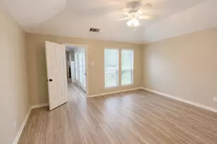 2806 Laurel Oaks Dr, Garland, TX 75044 - Photo 14