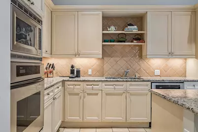 2828 Hood Street #707, Dallas, TX 75219 - Photo 12
