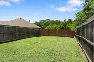 536 Brooke St, Greenville, TX 75402 - Photo 32