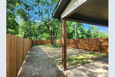 211 Trinity Street, Bridgeport, TX 76426 - Photo 4