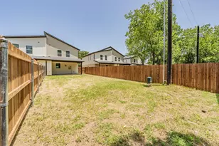211 Trinity St, Bridgeport, TX 76426 - Photo 10
