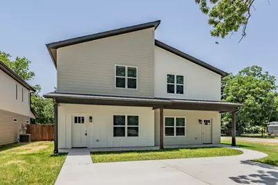 211 Trinity Street, Bridgeport, TX 76426 - Photo 2