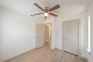 211 Trinity St, Bridgeport, TX 76426 - Photo 30
