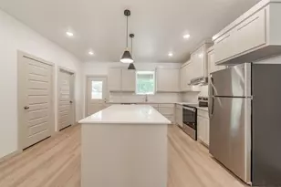 211 Trinity St, Bridgeport, TX 76426 - Photo 20