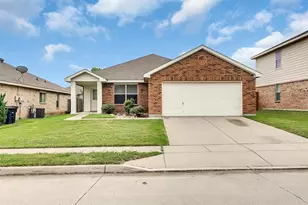2152 Laughlin Rd, Fort Worth, TX 76177 - Photo 2