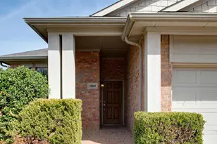 10860 Hawks Landing Rd, Fort Worth, TX 76052 - Photo 4