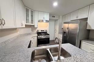 2412 Lakeview Cir, McKinney, TX 75072 - Photo 10