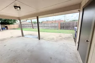 2412 Lakeview Cir, McKinney, TX 75072 - Photo 24