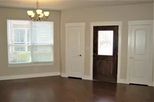 213 Lily Ln, Lewisville, TX 75057 - Photo 14