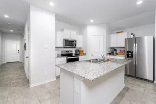 417 Destin Dr, Fort Worth, TX 76131 - Photo 4