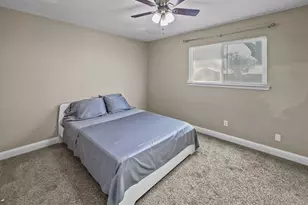 924 Meadow Mead Dr, Allen, TX 75002 - Photo 10