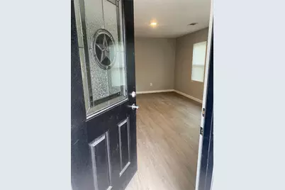 324 Hogan Lane, Bellmead, TX 76705 - Photo 8