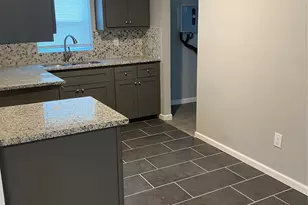 324 Hogan Ln, Bellmead, TX 76705 - Photo 16