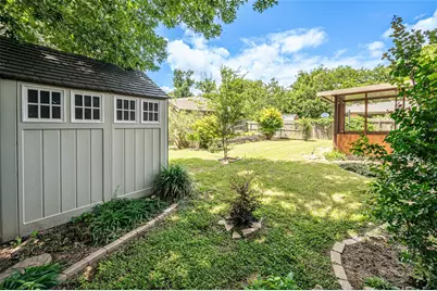 1119 Chester Street, Cleburne, TX 76033 - Photo 36