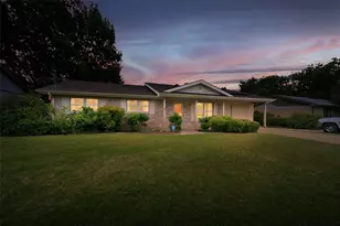 1119 Chester St, Cleburne, TX 76033 - Photo 1