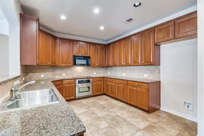 5813 Stone Mountain Road, The Colony, TX 75056 - Photo 10