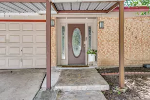 6320 Rebecca Ln, Watauga, TX 76148 - Photo 2