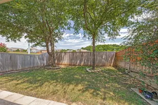 4437 Red Barn Dr, Richardson, TX 75082 - Photo 36