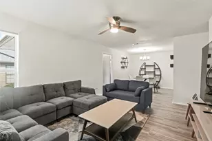 2315 Housley Dr, Dallas, TX 75228 - Photo 4