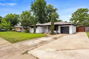 2925 Old Orchard Rd, Garland, TX 75041 - Photo 2