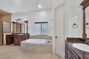 7917 Club Ct, Fort Worth, TX 76179 - Photo 12