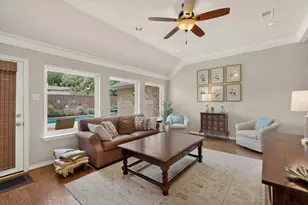 6917 Truxton Dr, Dallas, TX 75231 - Photo 16