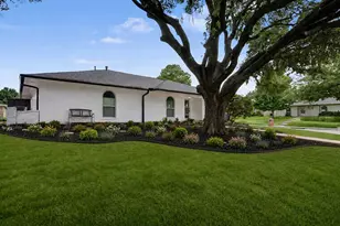 1870 El Paso St, Lewisville, TX 75077 - Photo 2