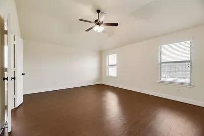 673 Fossil Wood Drive, Saginaw, TX 76179 - Photo 16