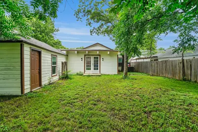 1605 Pine Street, Grand Prairie, TX 75050 - Photo 26
