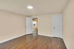1605 Pine St, Grand Prairie, TX 75050 - Photo 16