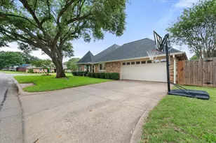 4505 Long Island Ln, Arlington, TX 76017 - Photo 34