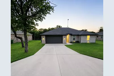105 Jim Walters Drive, Runaway Bay, TX 76426 - Photo 2